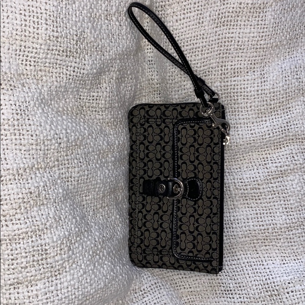 Wristlet